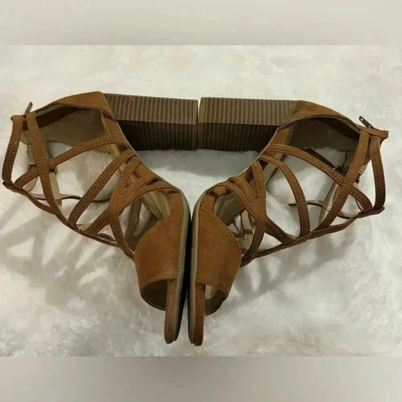 Brash Carmel Tan Suede Strappy Block Heel Sandals 8.5 Y2K 2000’s going out shoes - Picture 12 of 15